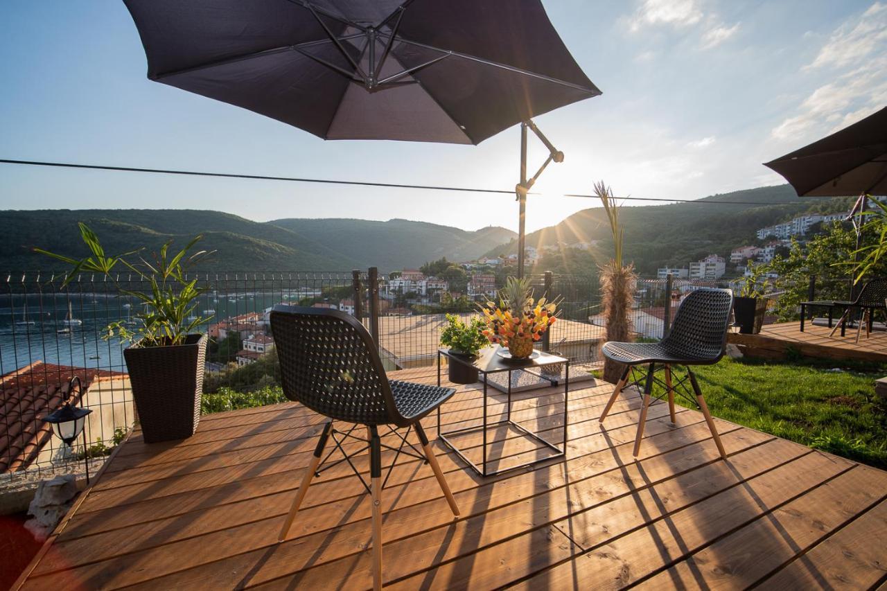 Sunset Apartment
